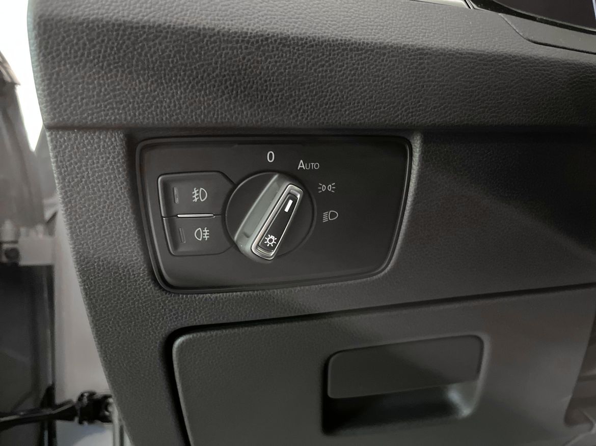 Volkswagen Passat 2023 - miniatyr 16