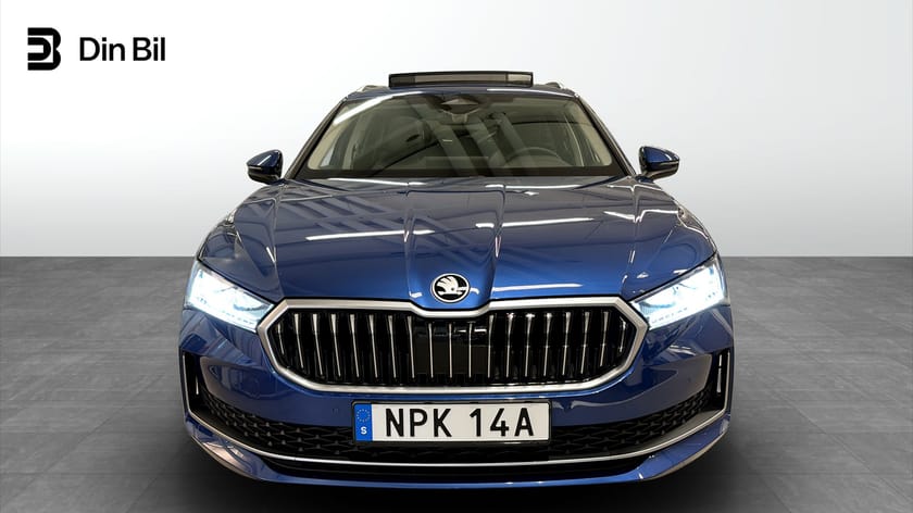 Bild 4 av Škoda Superb iV Kombi | Dragkrok | Panoramaglas