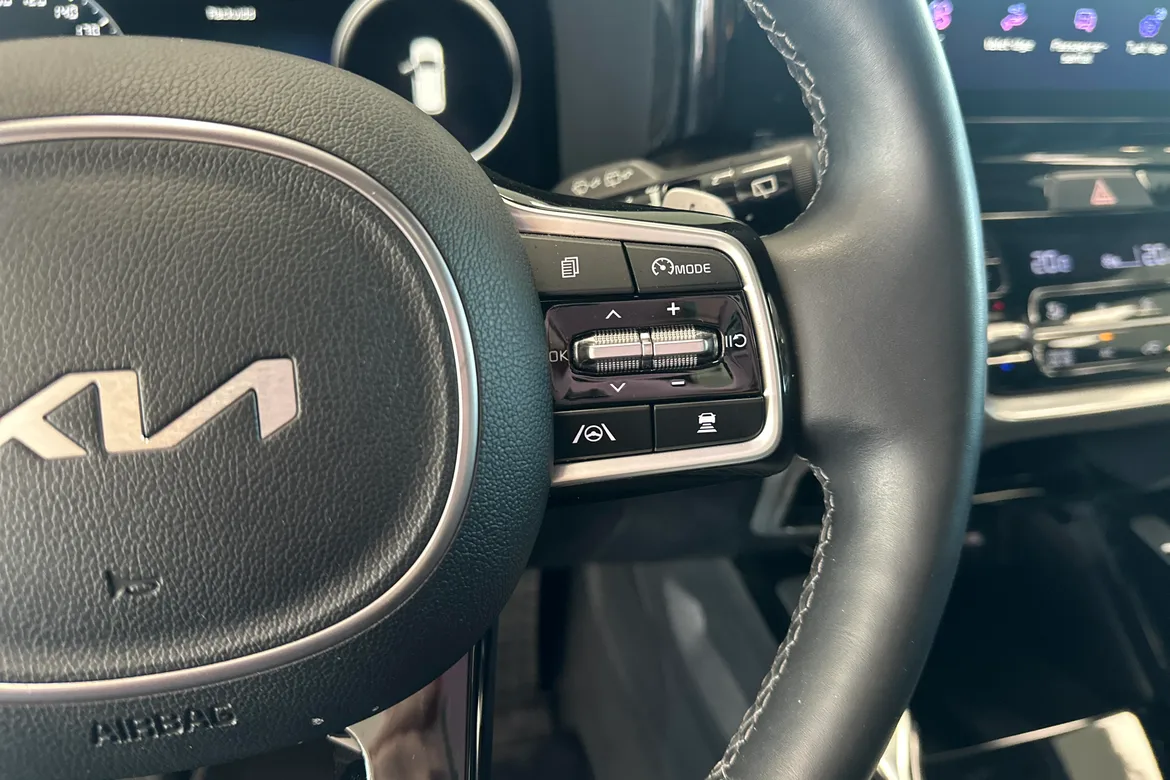 picture of a car