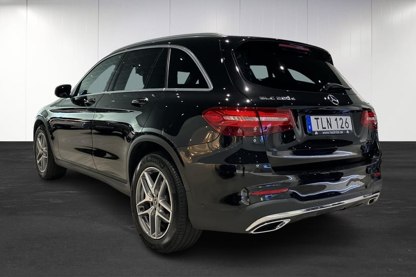 Bild 4 av Mercedes-Benz GLC 220 d 4MATIC 220d 4M AMG Panorama Drag Carplay
