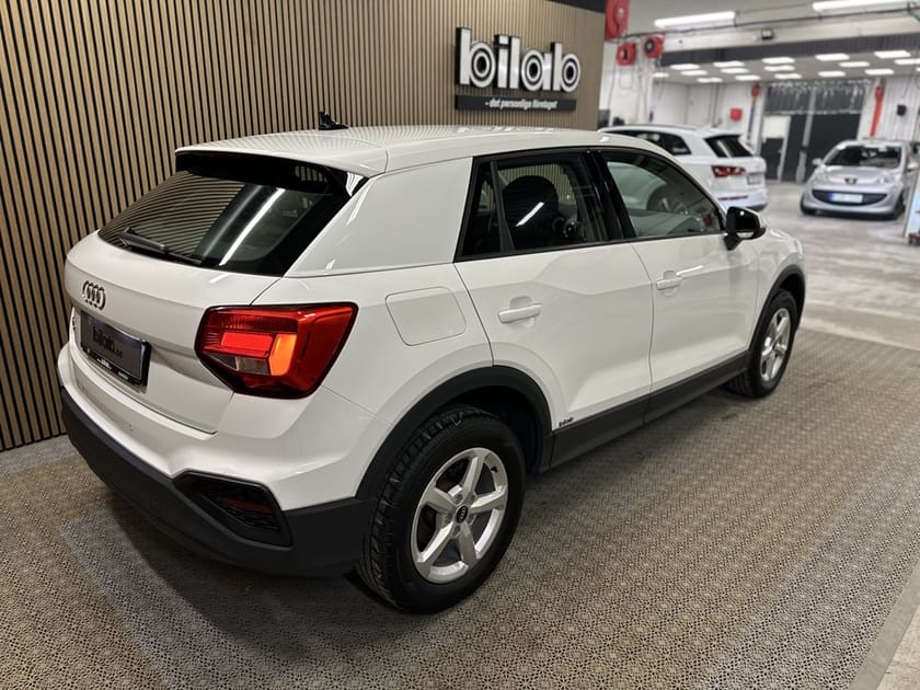 Bild 4 av Audi Q2 30 TFSI 30TFSI 110hk Backkamera