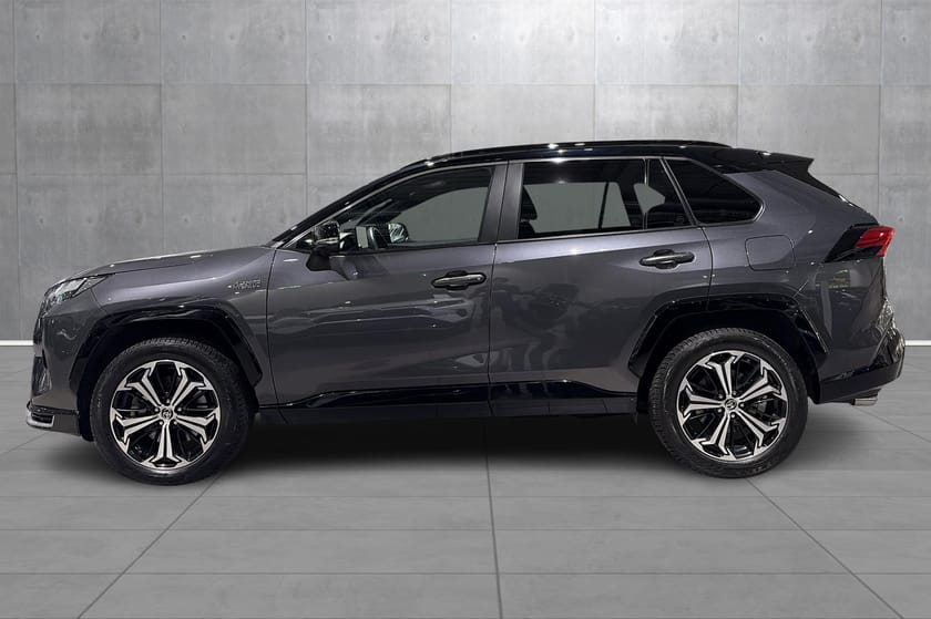 Bilde 2 av Toyota RAV4 Plug-in Hybrid AWD Executive Bitone, h-feste, PHEV