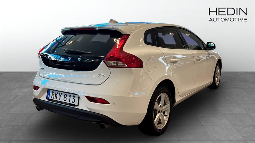 Bild 2 av Volvo V40 Sommarkampanj 3,95% ränta