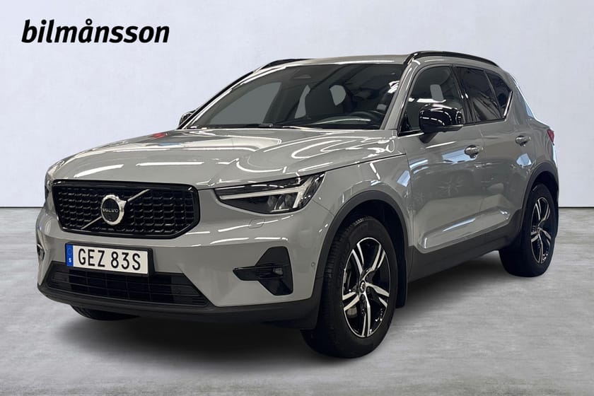 Bild 1 av Volvo XC40 B3 FWD Bensin Plus Dark