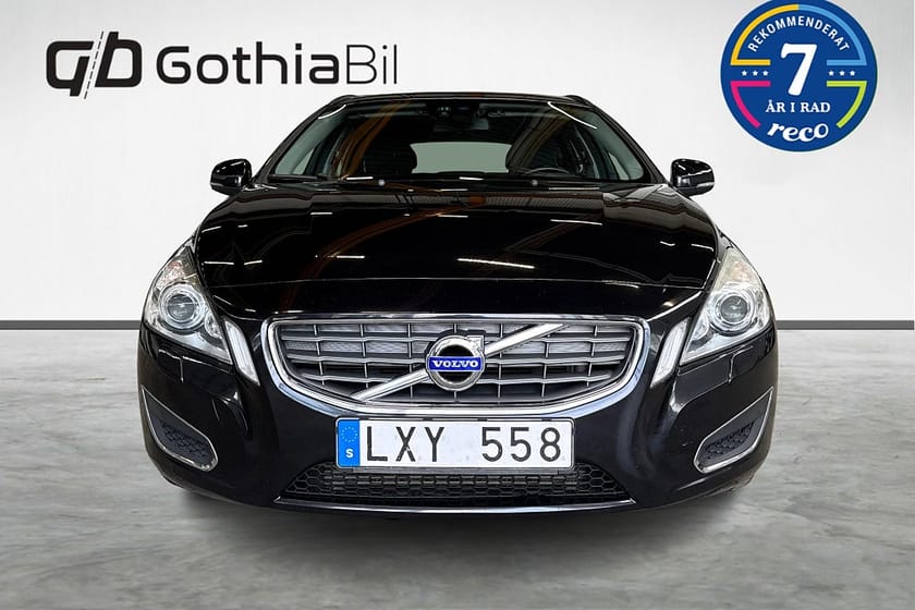 Bild 2 av Volvo V60 D2 Momentum Taklucka Värmare Farthållare PDC