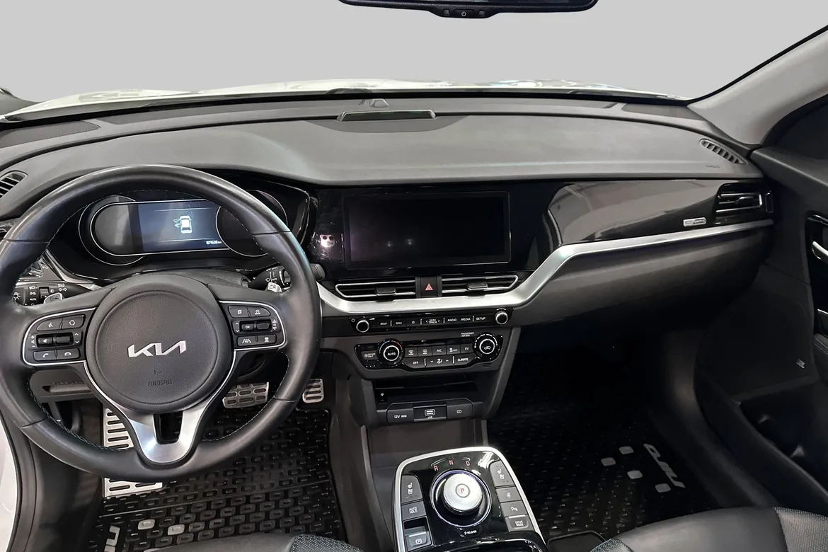 picture of a car