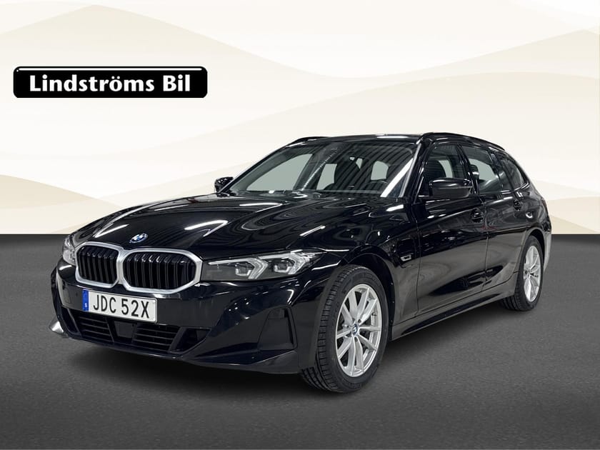 Bild 1 av BMW 330e xDrive Touring Plug In Hybrid
