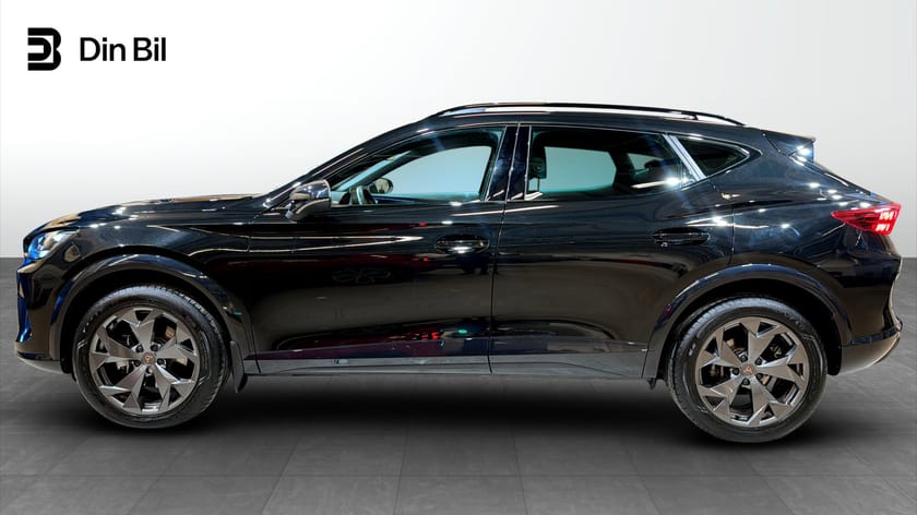 Bild 2 av CUPRA Formentor Edge eTSI150 DSG Backkamera/P-sensorer