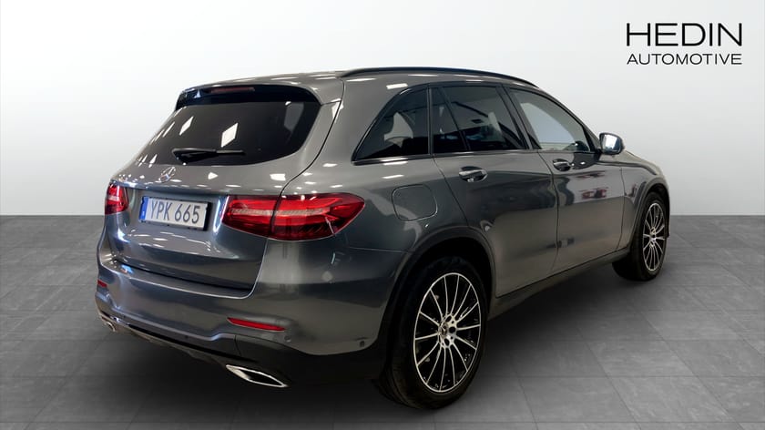 Bild 2 av Mercedes-Benz GLC 250 d 4MATIC / Panorama / Drag