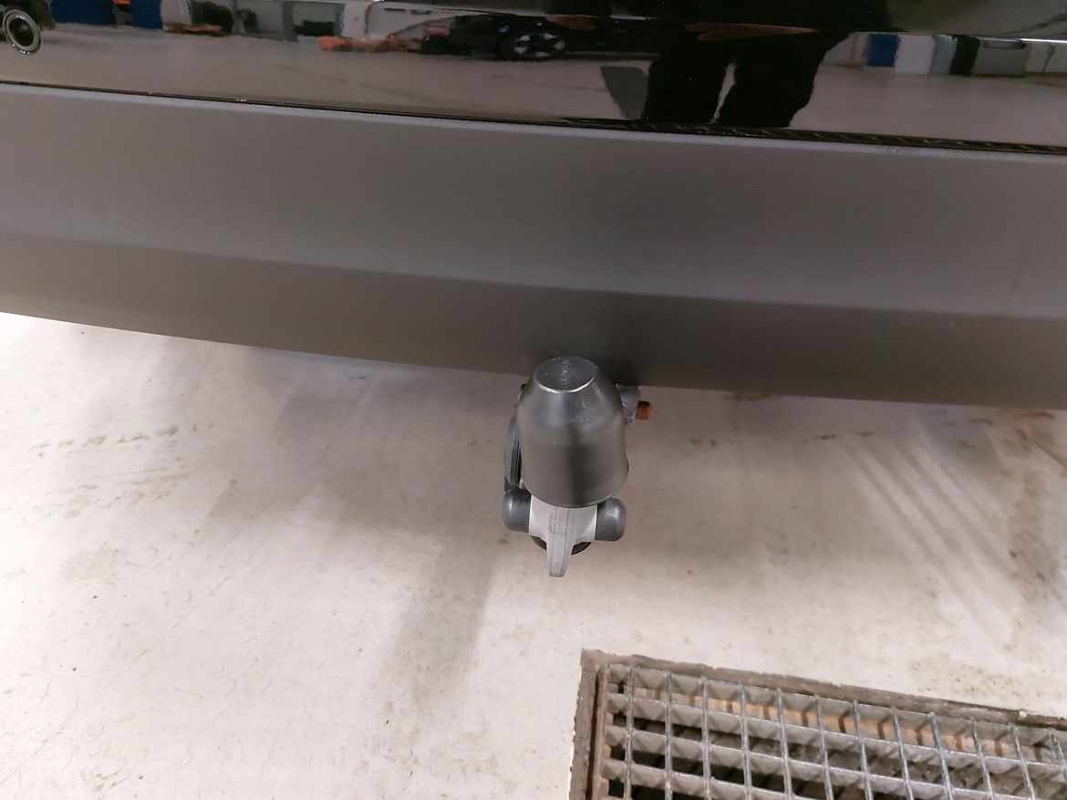 Volvo XC60 2018 - miniatyr 8