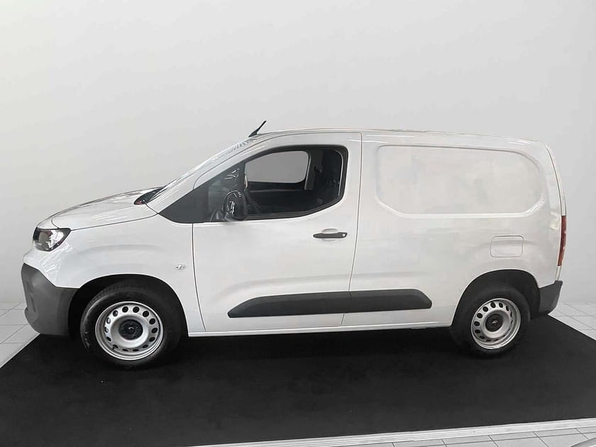 Bild 3 av Volvo S40 Citroën Berlingo L1 130 aut/Backkamera/Komfortsäte/Drag/Värm