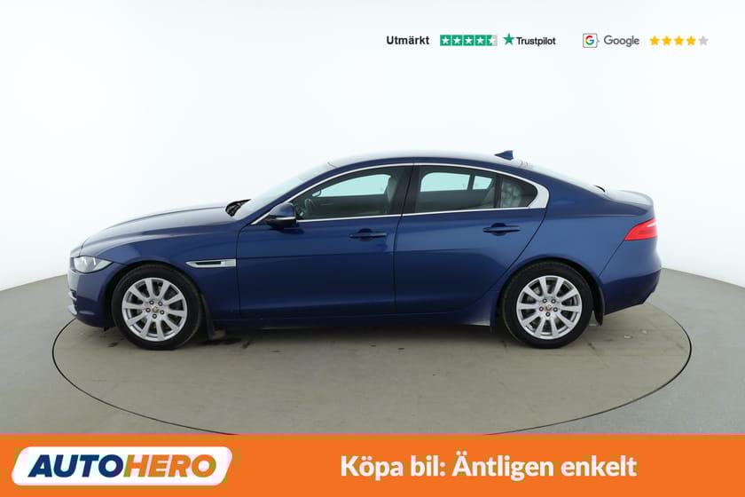 Bild 2 av Jaguar XE 20d / Värmare, Dragkrok, Backkamera