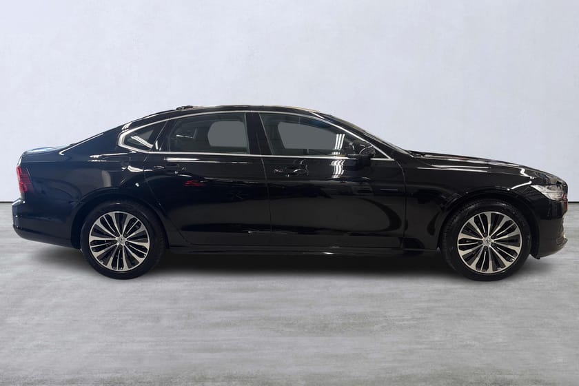 Bild 3 av Volvo S90 B4 FWD Bensin Momentum Advanced