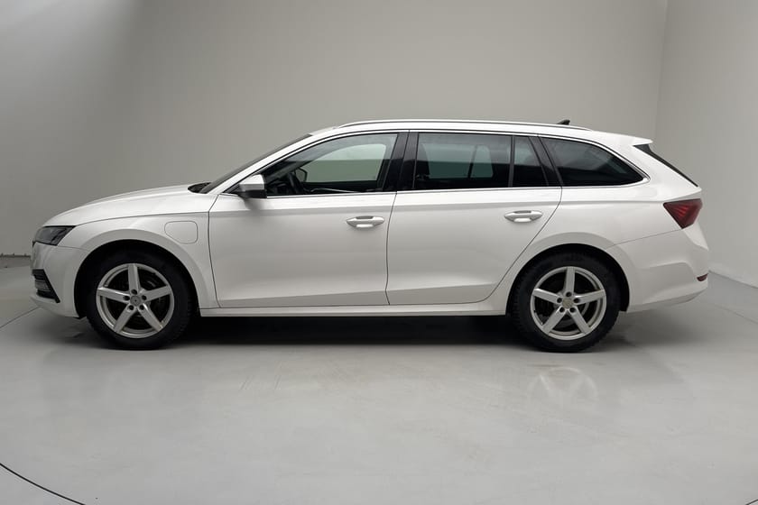 Bild 2 av Škoda Octavia Kombi iV 1.4 PHEV Combi (204hk)