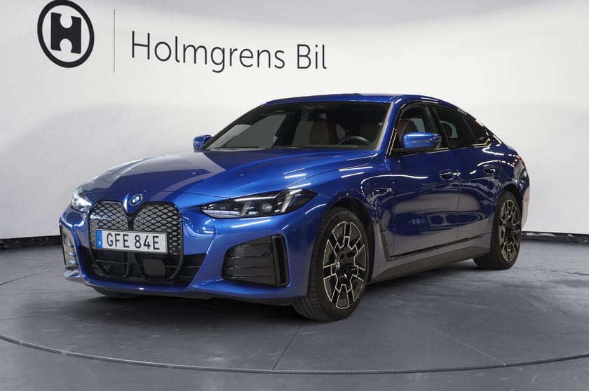 Bild 1 av BMW i4 eDrive40 Gran Coupé Elbil M Sport Active Edition M Sport Pro Drag hk Innovation Driving Ass Professional Parking Ass Plus Komfortöppning