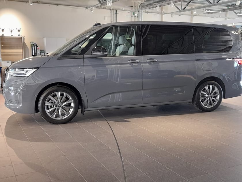 Bild 3 av Volkswagen Multivan LIFE HJULBAS: 3124 MM LÅNGT ÖVERHÄNG MOTO