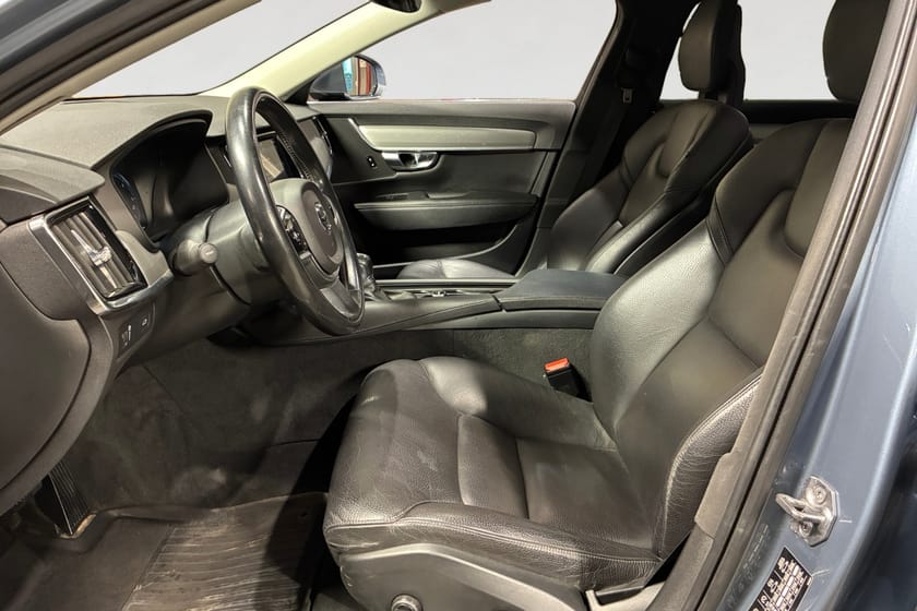 Bild 3 av Volvo V90 D5 235 HK AUT AWD INSCRIPTION DRAG NAVI VOC KAMREM BYTT