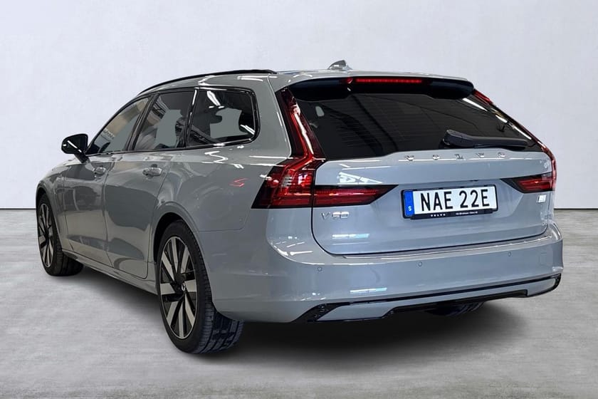 Bild 4 av Volvo V90 Recharge T6 Plus Dark