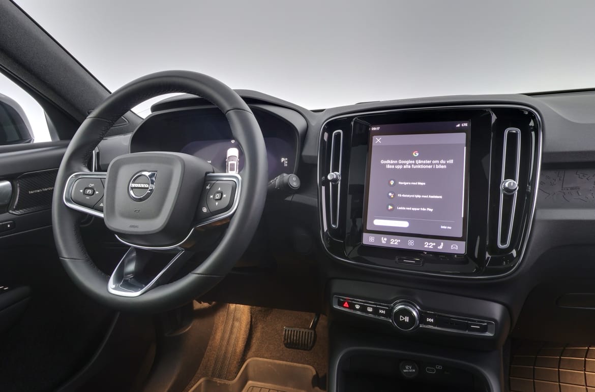 Volvo XC40 2023 - miniatyr 8