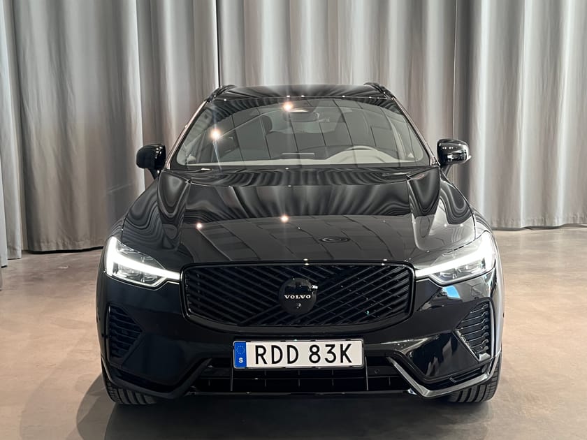 Bild 4 av Volvo XC60 T6 Plus Black Nordic Edition Lagerbil Redo För Omg Leverans