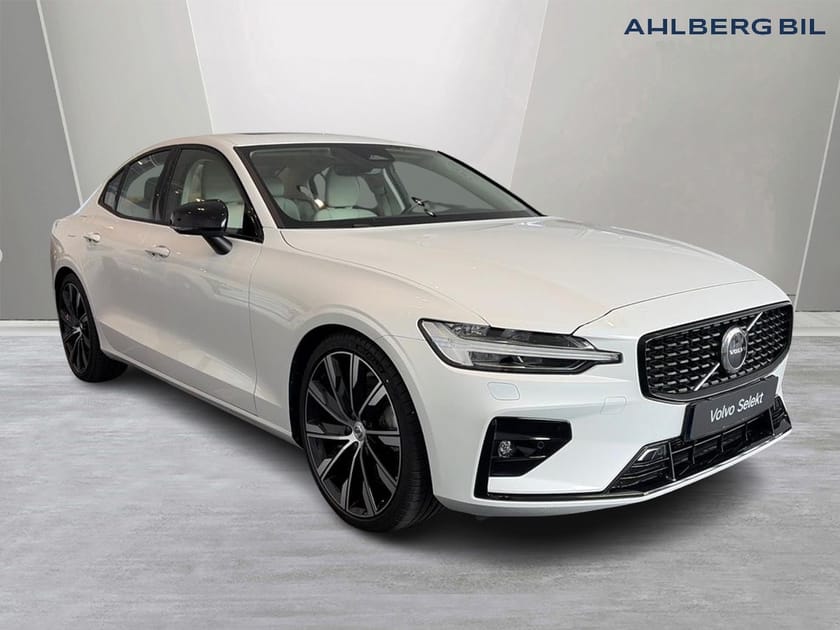 Bild 1 av Volvo S60 B5 Bensin Plus Dark. Backkamera, Navi, Adaptiv farthållare, Sportchassi, Panoramatak, HarmanKardon PremiumSound