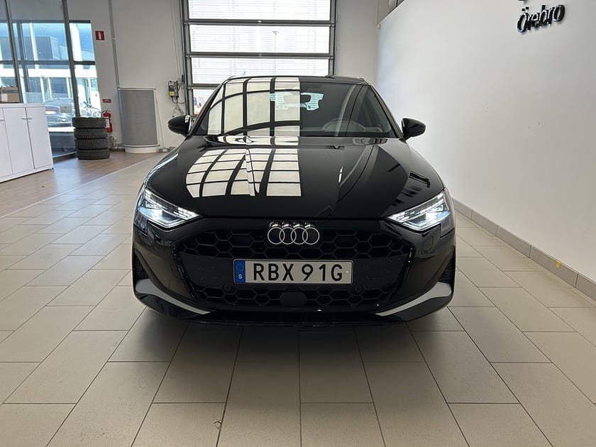 Bild 2 av Audi A3 Sportback 40 TFSI e 204hk PROLINE ADVANCED