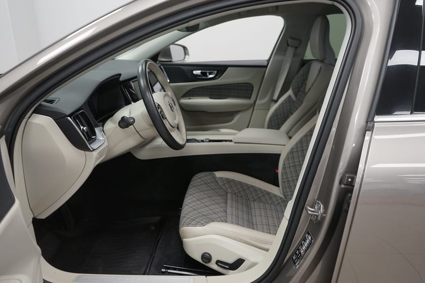 Bild 5 av Volvo V60 D4 Momentum Advanced Edition