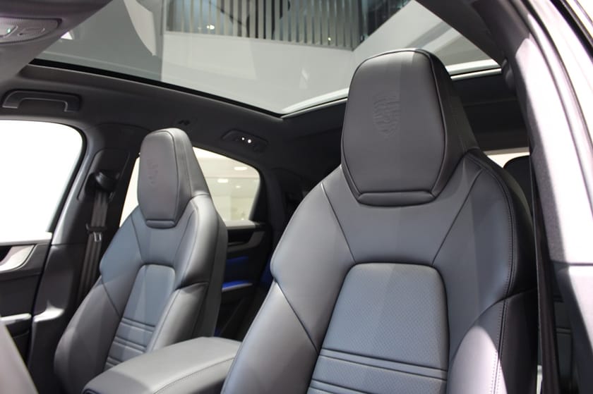 Bild 4 av Porsche Cayenne Coupé E-Hybrid Coupe Moms