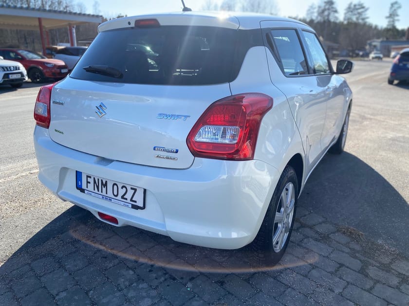 Bild 3 av Suzuki Swift Dualjet Hybrid AllGrip 4x4