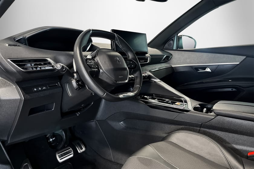 Bild 3 av Peugeot 3008 GT | ADAPTIV FHÅLLARE | ELBAKLUCKA | CARPLAY |