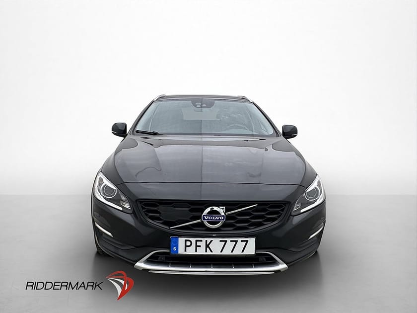 Bild 2 av Volvo V60 Cross Country D4 AWD Summum Värm VOC Kamera Drag