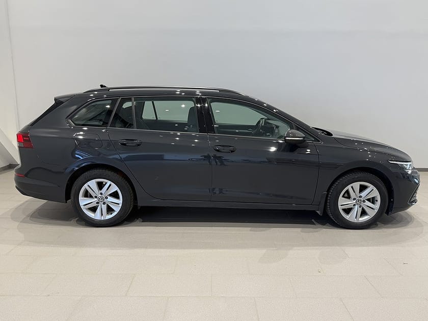 Bild 5 av Volkswagen Golf Sportscombi SC 1.5 eTSI 130 HK