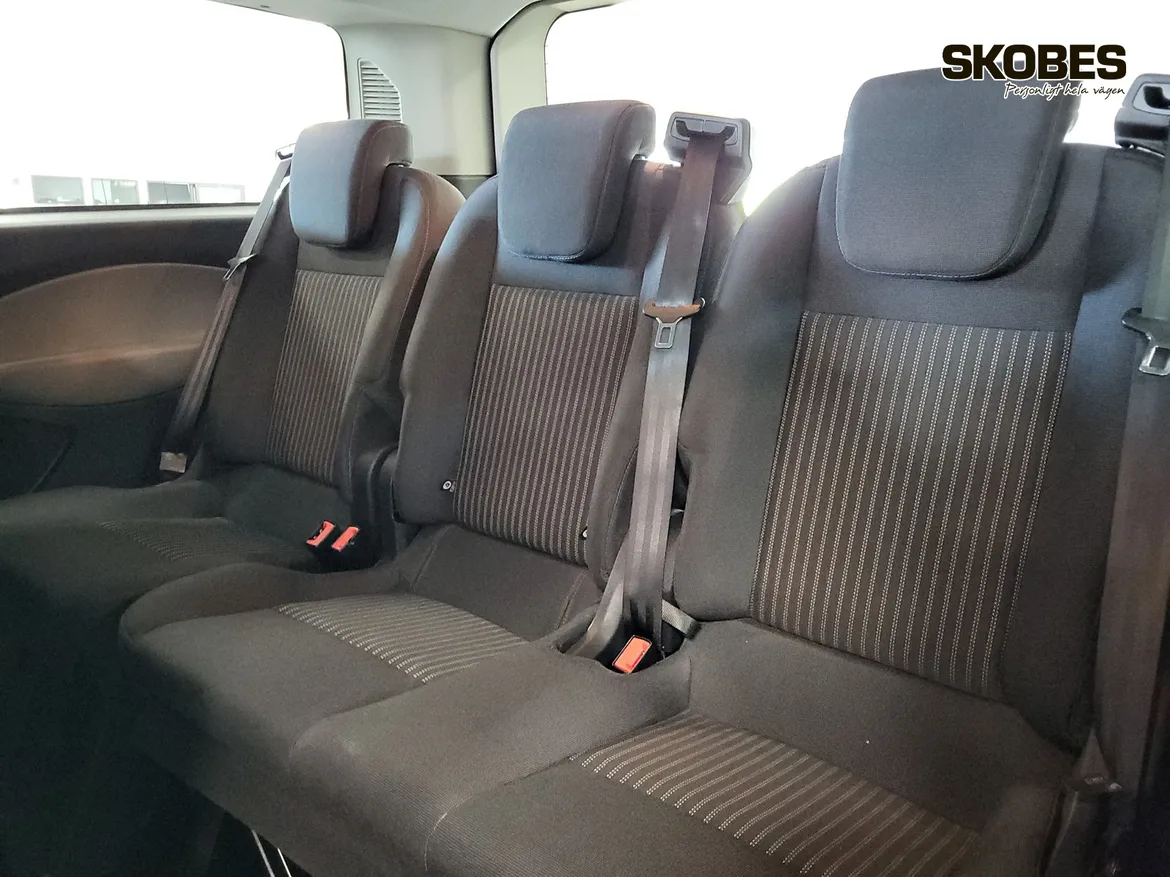 Ford Tourneo Custom 310