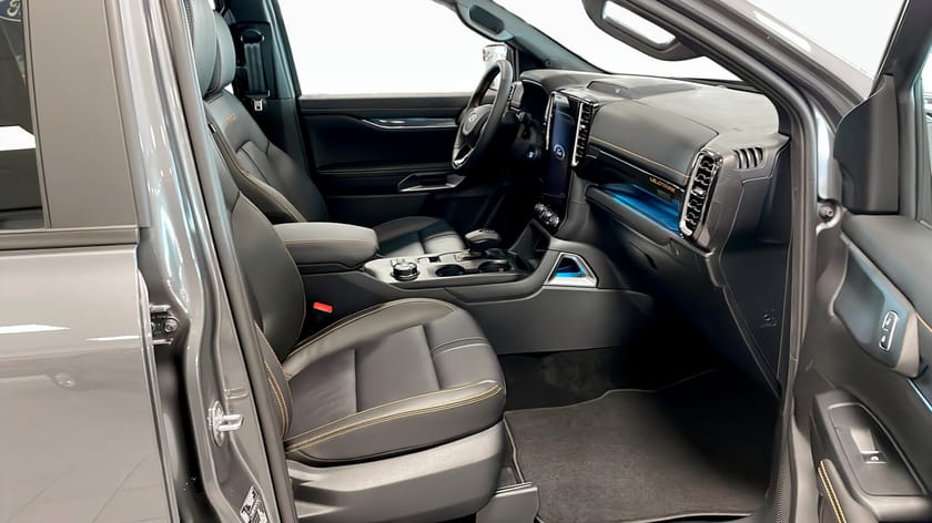 Bild 3 av Ford Ranger PHEV WILDTRAK DOUBLE CAB 4WD 279hk *DEMO*