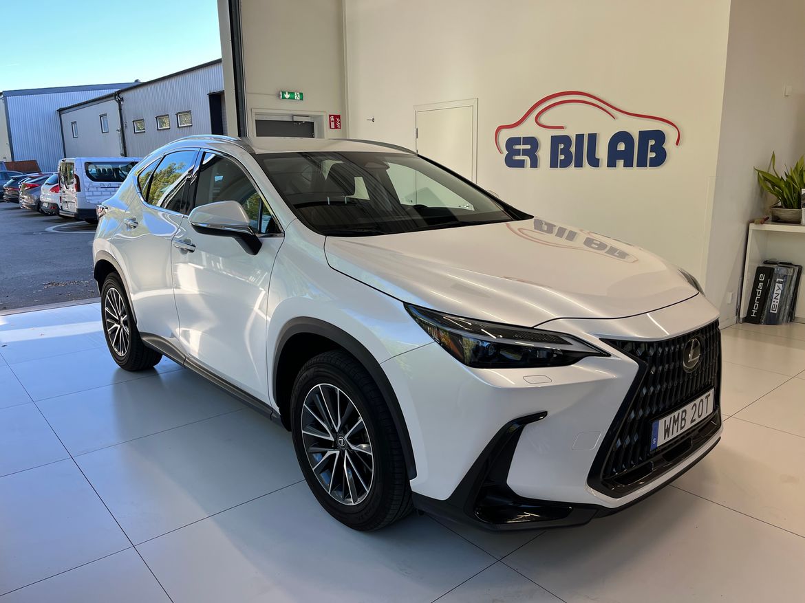 Lexus NX 350h E-CVT, 242hk, 2024