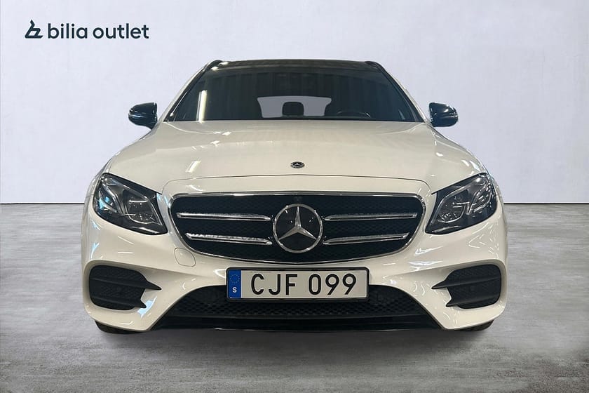 Bild 3 av Mercedes-Benz E 220 T d AMG 194hk Panorama Drag Carplay 360° Luftfjädr