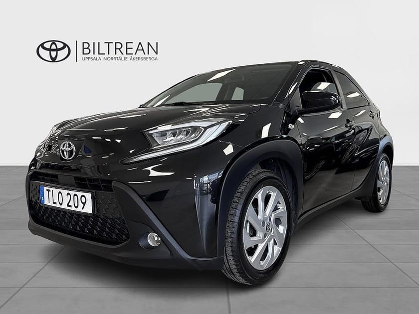 Bild 1 av Toyota Aygo X 1.0 VVT-i CVT Play Vinterhjul