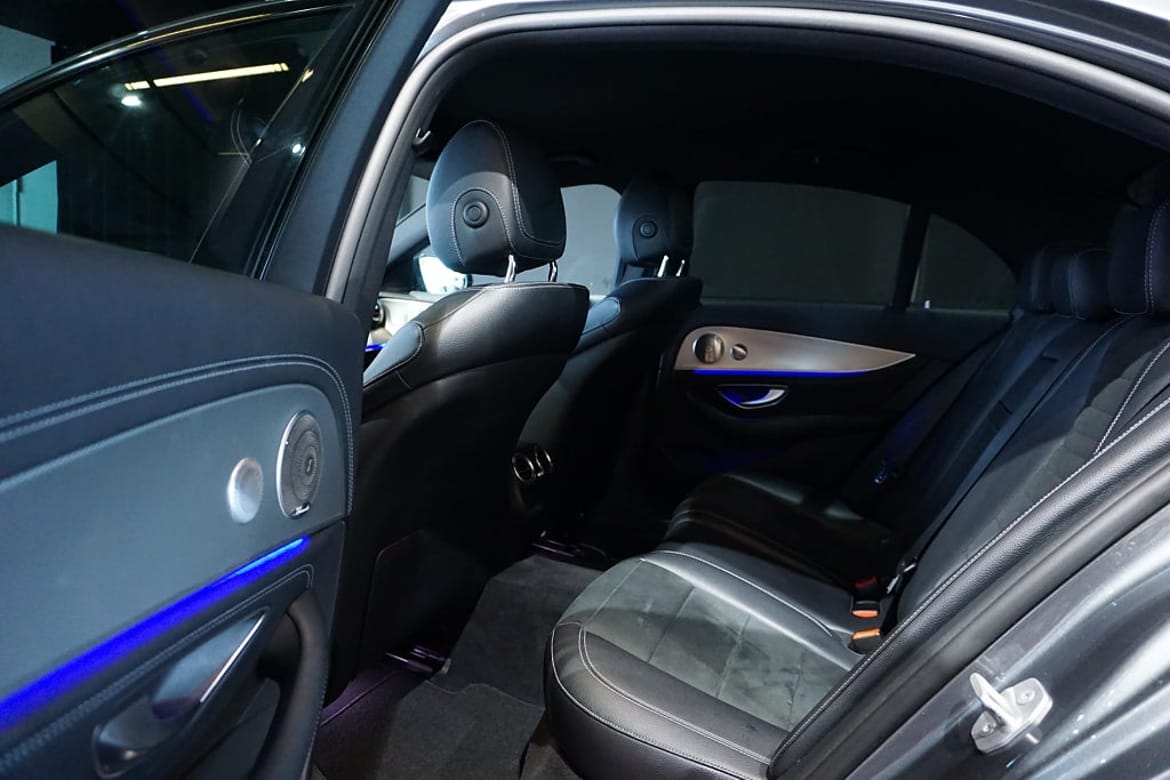 Mercedes-Benz E-Klass 2017 - miniatyr 9