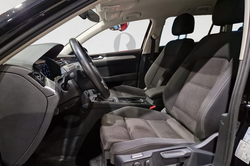Bild 3 av Volkswagen Passat Sportscombi SC 1.4 TSI 150 HK DSG DRAG COCKPIT B-KAMERA 1ÄGARE 16"