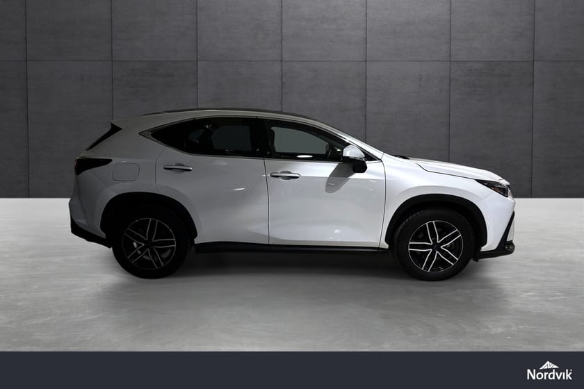 Bilde 3 av Lexus NX 450h+ Executive tech - Plug in  - 75km WLTP