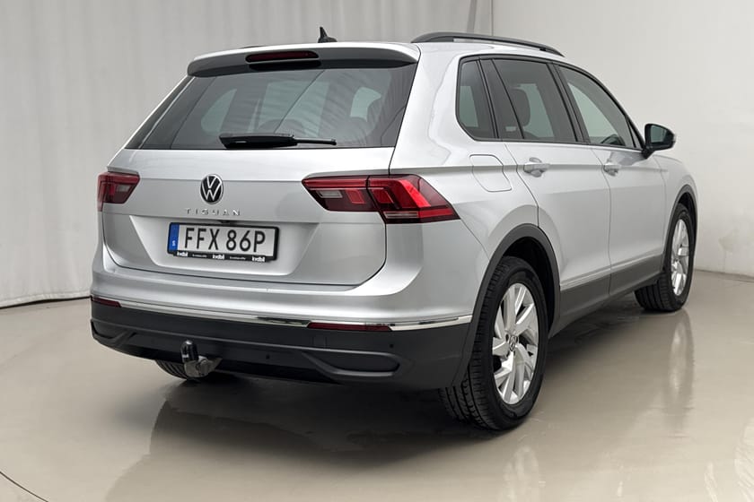 Bild 3 av Volkswagen Tiguan 1.5 TSI 150hk Cockpit Värmare CarPlay Drag