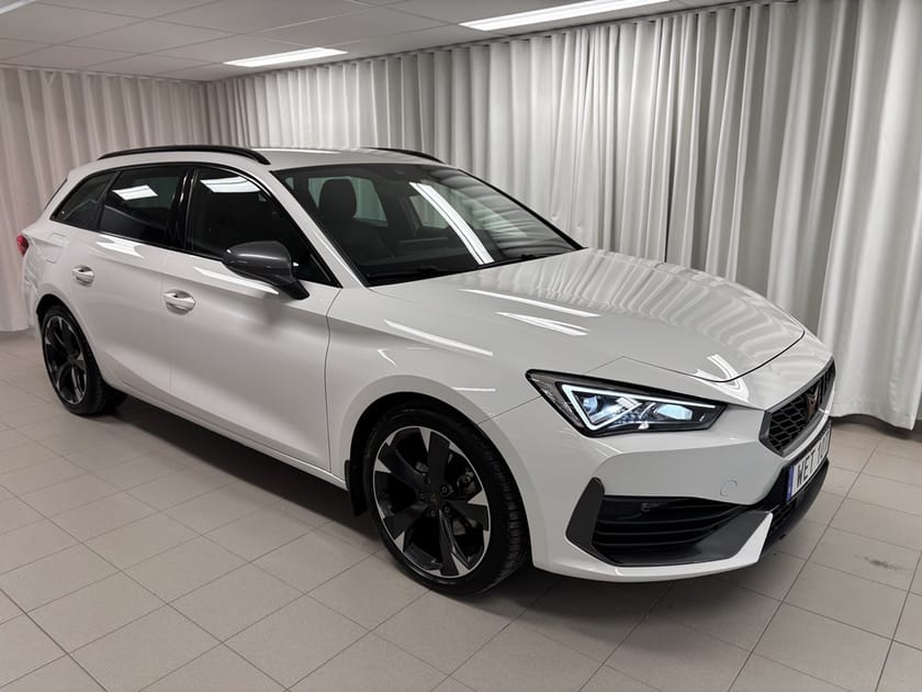Bild 1 av CUPRA Leon Sportstourer 1.5 eTSI 150 hk DSG7