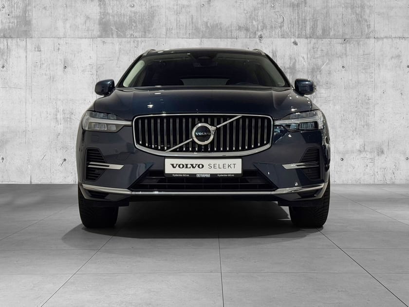Bilde 3 av Volvo XC60 Recharge T6 Plus Bright SEMI.EL.HF|H&K|PANO