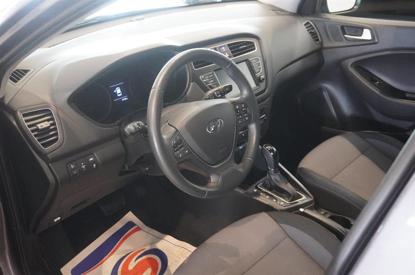 Bild 2 av Hyundai i20 1.0 T-GDi Blue DCT 100hk