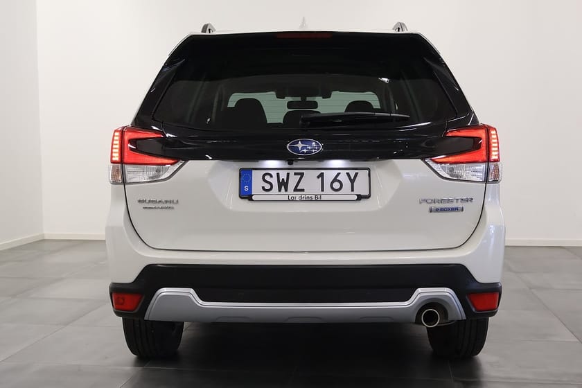Bild 5 av Subaru Forester e-Boxer Ridge / M-Värm / V-Hjul / Minne / Navi
