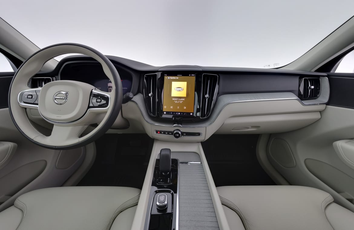 Volvo XC60 2025 - miniatyr 7