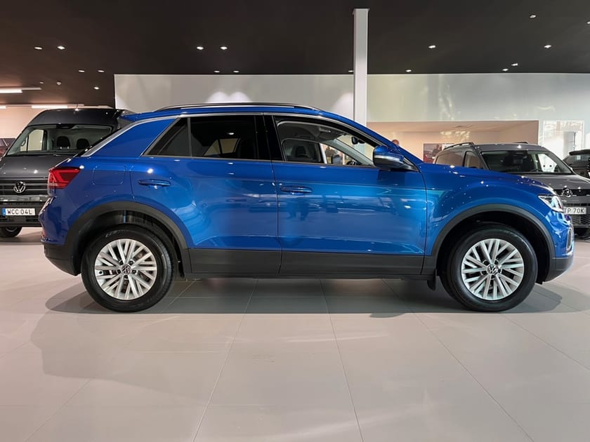 Bild 2 av Volkswagen T-Roc 1.5 LIFE  150hk DSG