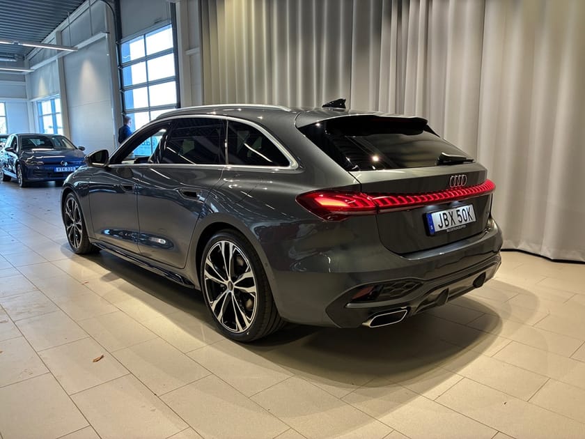 Bild 3 av Audi A5 Avant e-hybrid quattro 299 hk S-line