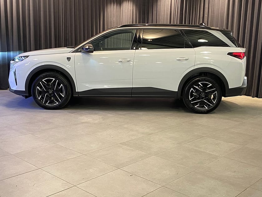 Bild 3 av Peugeot 5008 Hybrid 145 WINTER EDITION AUT
