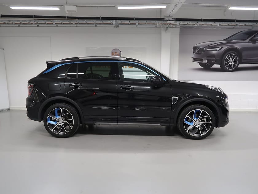 Bild 5 av Lynk & Co 01 PHEV V-Däck ingår 360°-Infinity-Pano-Elstol-Navi-CarPla
